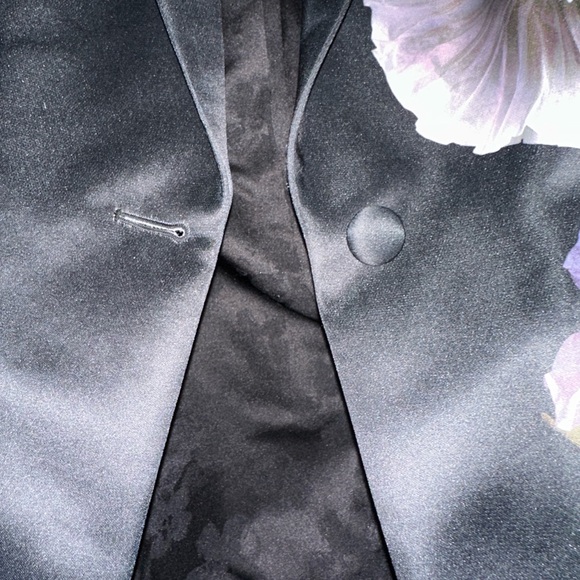 Ted Baker Black Jacket with Floral Design - Picture 4 of 9